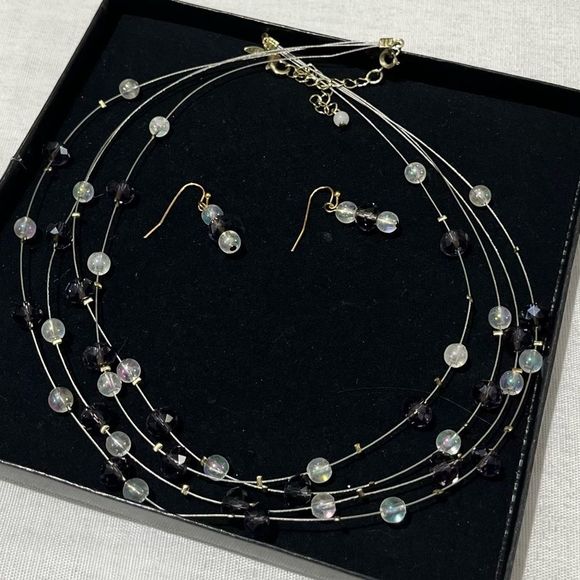 Avon Layered Necklace w/ Earrings - Picture 8 of 10